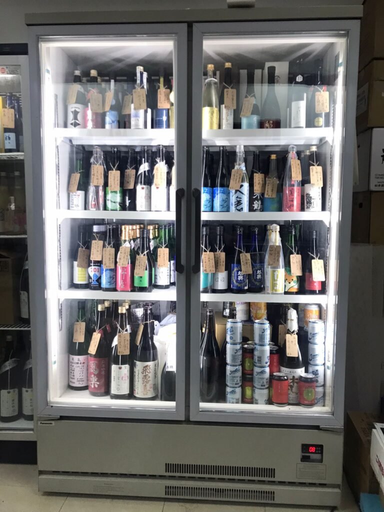 吉歲元，商用清酒冷藏櫃