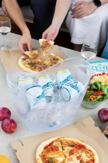 Yuzu Bubbles 配Pizza吃喝